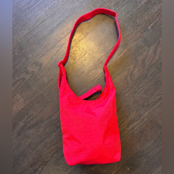 Baggu Small Nylon Sling Bag - Picture 4 of 7